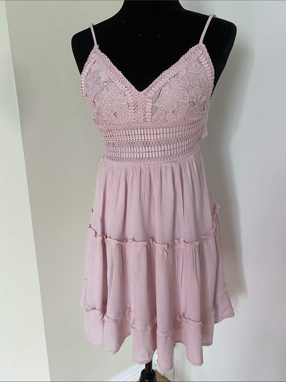 Light Dusty Pink Crochet Bodice Spaghetti Strap fully lined Top Size Small